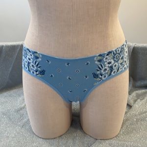 Victoria’s Secret Low Rise Hiphugger Medium